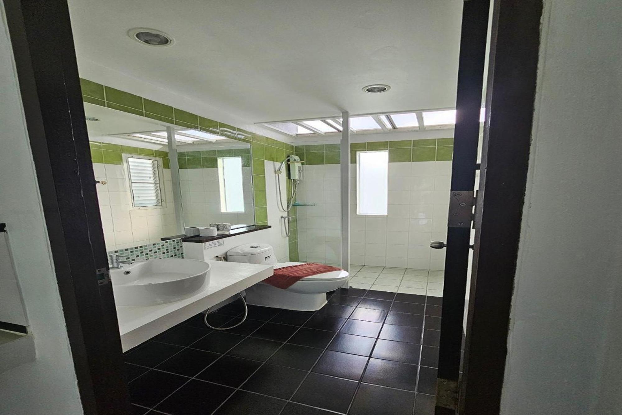 The One Cozy Vacation Residence Sha Hotel Chalong Ngoại thất bức ảnh